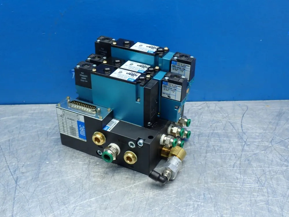 MAC PNEUMATIC SOLENOID VALVE ASSEMBLY 92B-000-BL4