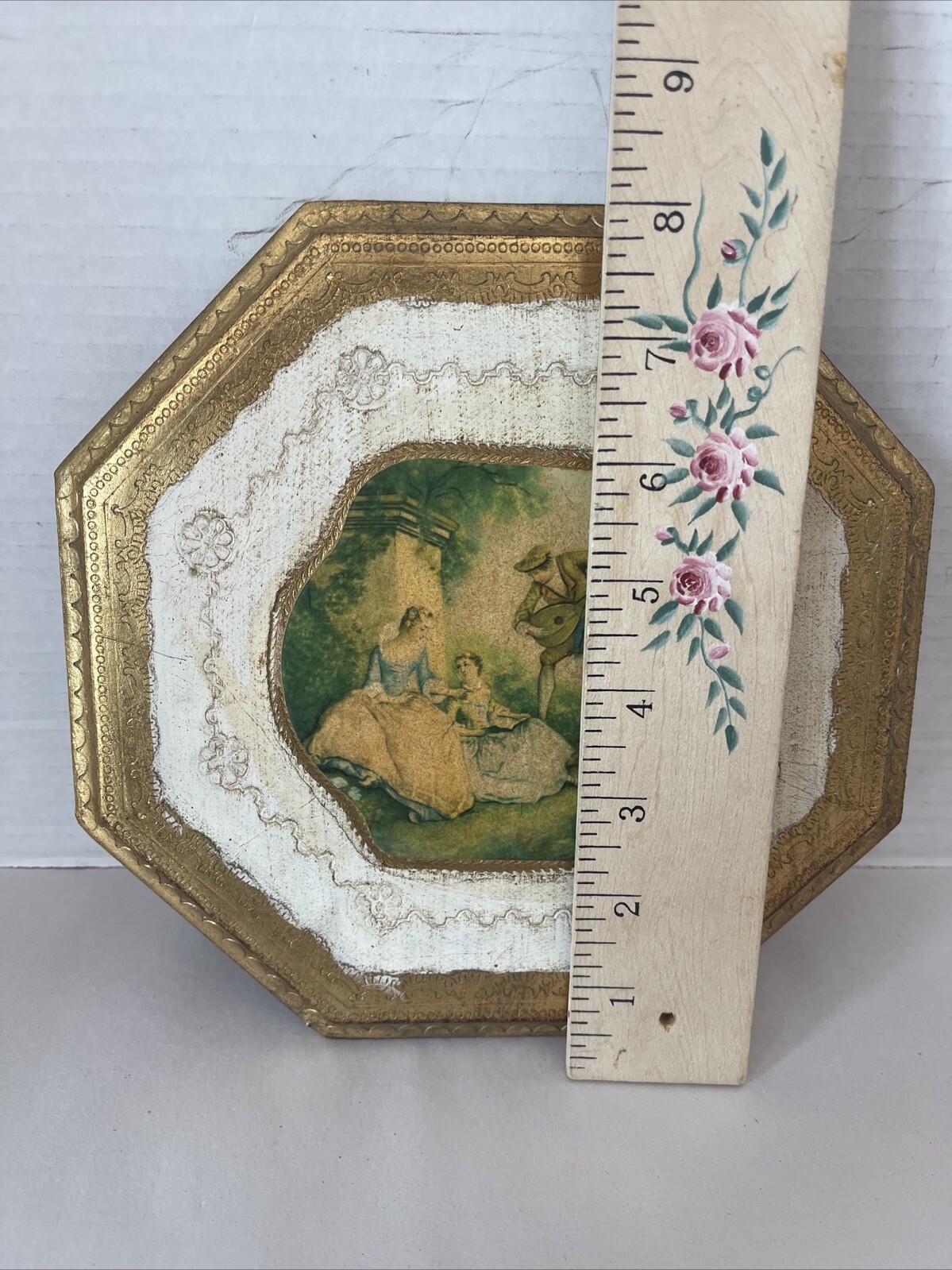 Antiqued Florentine Plaque Wood Artisan Gold Gilt Italy Romantic Octagon 8”