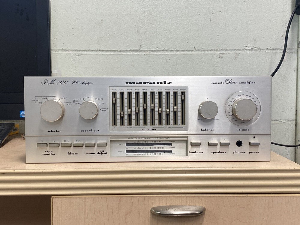 Marantz PM-700 Stereo Amplifier 80Watt Phono MM/MC