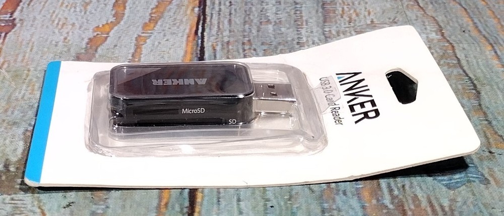 Anker USB 3.0 Card Reader - NEW