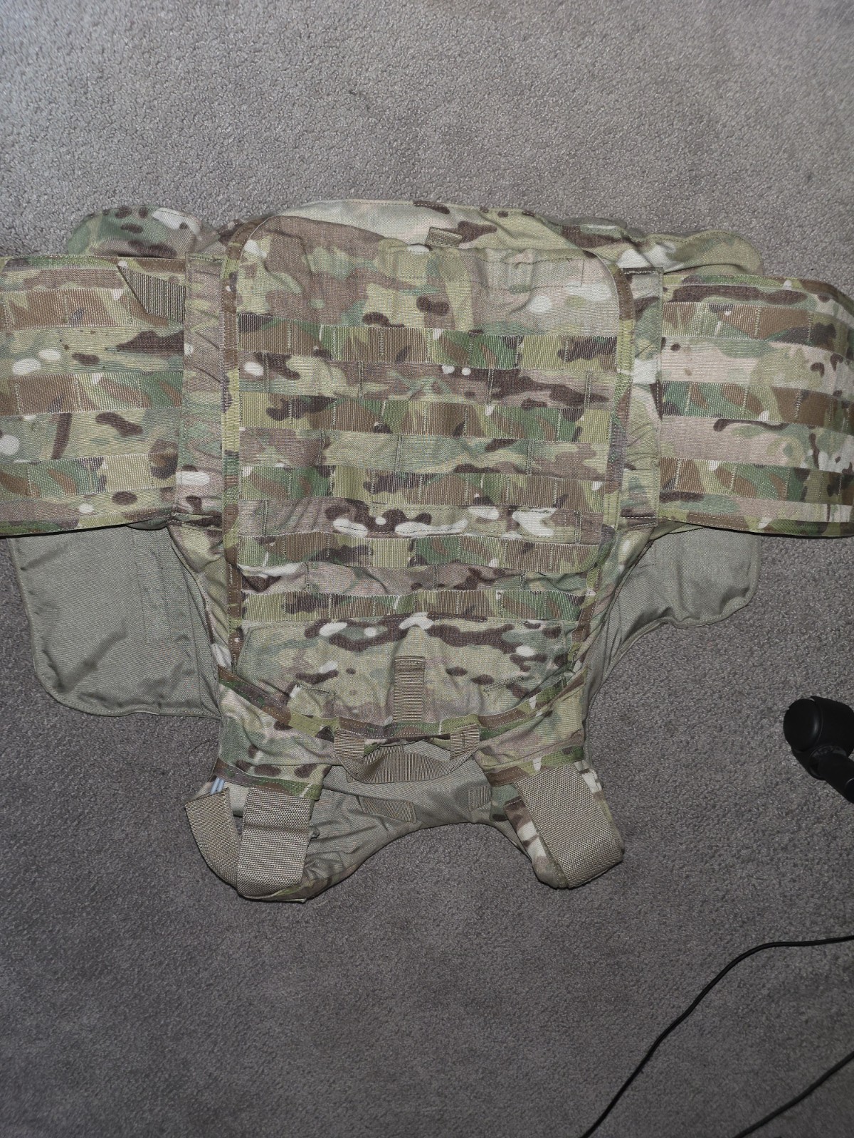 Army OCP Multicam Body Armor Plate Carrier with Kevlar Inserts Size Small