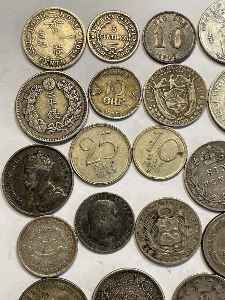 World Silver Coins - Lot 11