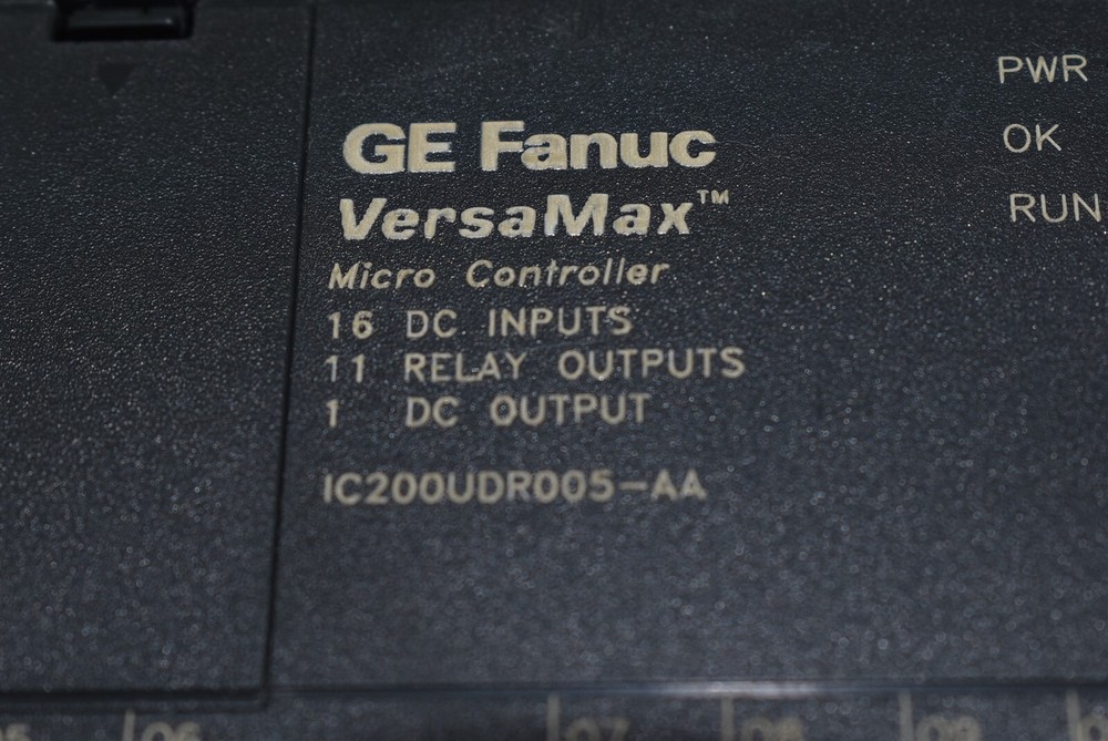 GE Fanuc VersaMax Micro Controller P/N IC200UDR005-AA