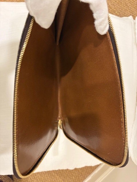 Authentic Louis Vuitton Posh Document Portfolio Monogram Canvas