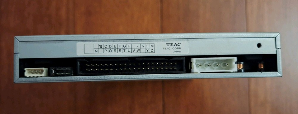 TEAC Vintage Model CD-55A Superquad 4X PC CD-ROM Drive