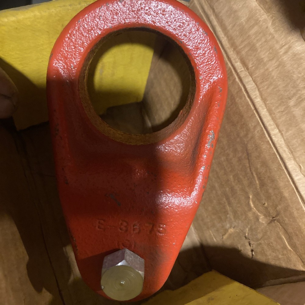 RIDGID E-3675 ADAPTER BRACKET FOR OLD STYLE 4PJ THREADER 42420