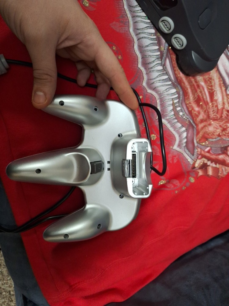 Nintendo 64 N64 System / Console Bundle + Cables + OEM Atomic silver Controller