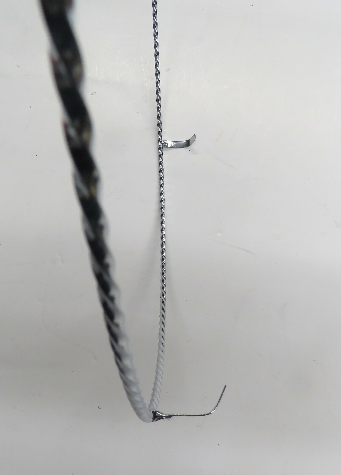 Pair Lowrider Chrome 20 inch Rim Twisted Trim Rim Rings