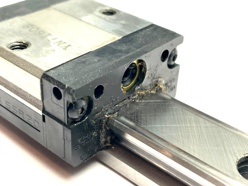 THK SSR20XV2+1180L Linear Guide Rail Assembly