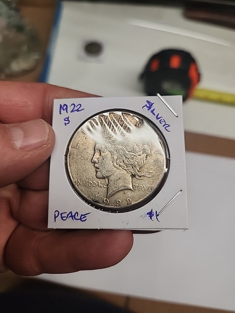 1922 S PEACE SILVER DOLLAR Circulated