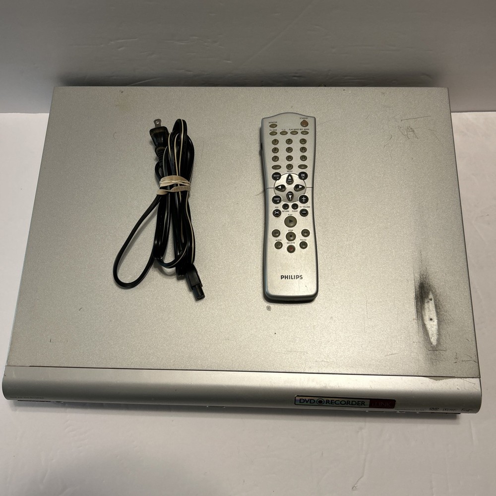 Phillips DVD Recorder Player - Model DVDR615/17 With Remote Read