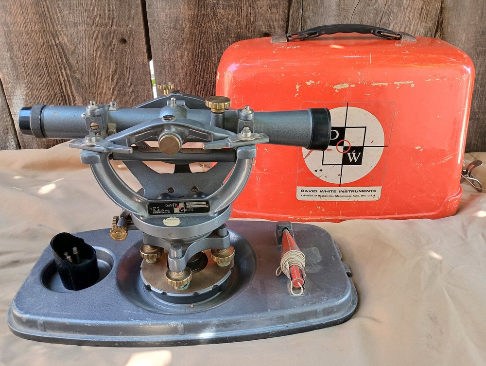 David White Model 8300 Surveyors Transit Level Scope With Case