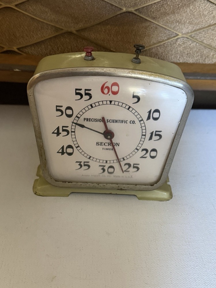 Vintage Precision Scientific Co. Secron Timer Inc. Analog Stopwatch Works!