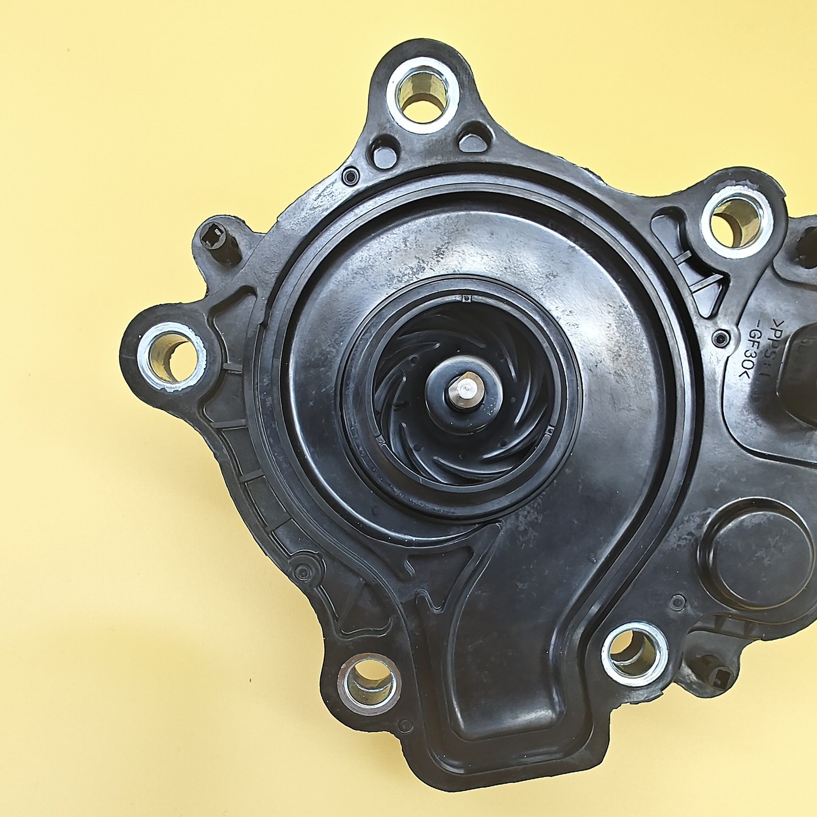 New AISIN Water Pump WPT-190 WPT190 ZVW30 ZVW35 161A0-29015 Prius CT200h