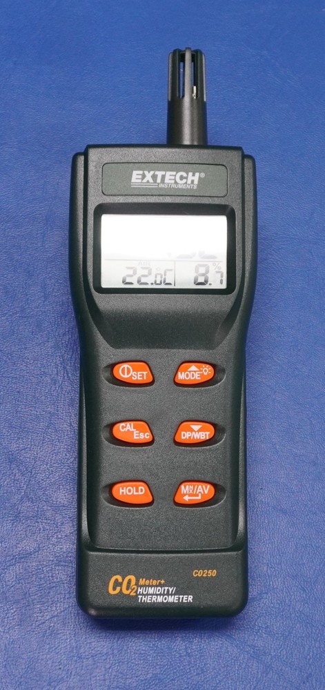 Extech CO250 CO2 meter & Humidity/thermometer