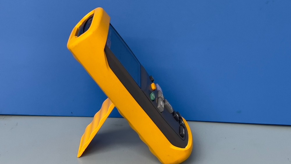 Fluke 52 II Dual Input Thermometer