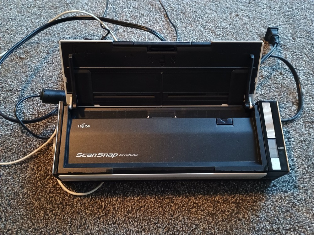 Fujitsu ScanSnap S1300i Document Scanner w/ Power, USB Cable