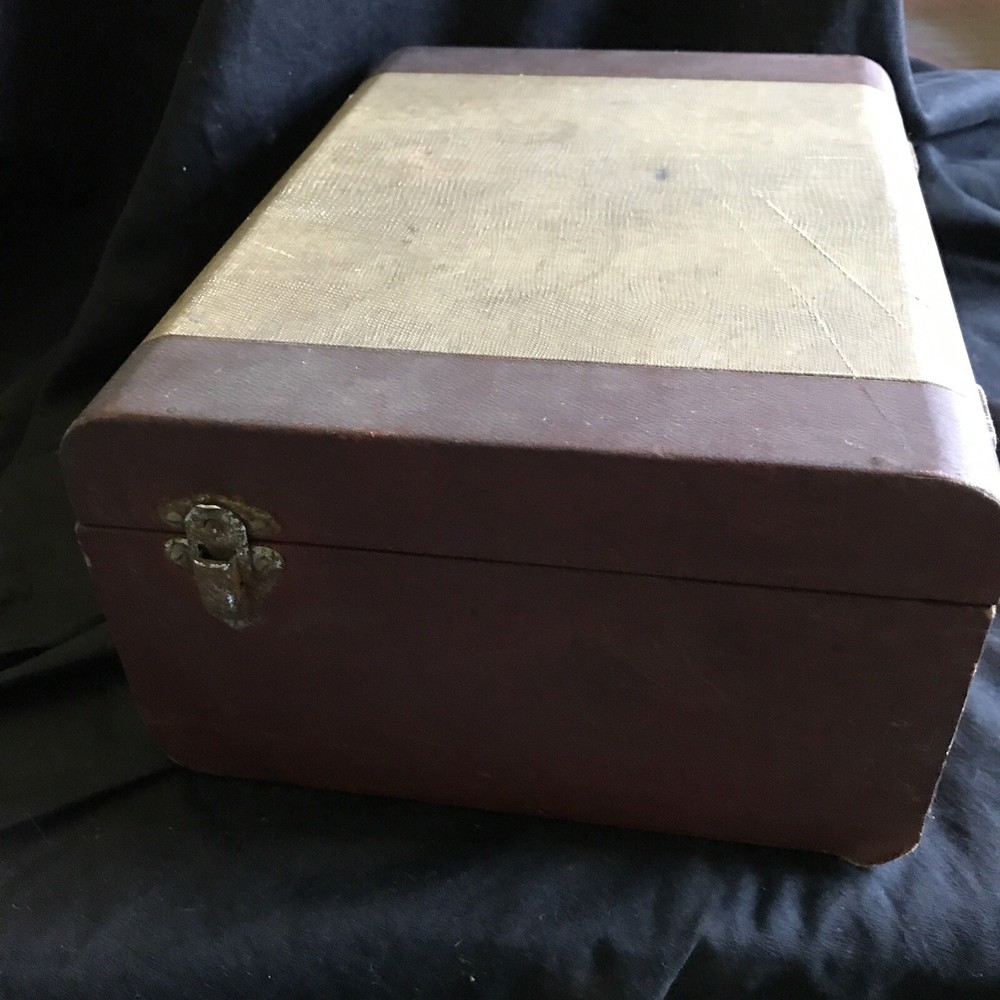1950s VIDOR Radio Empty Case
