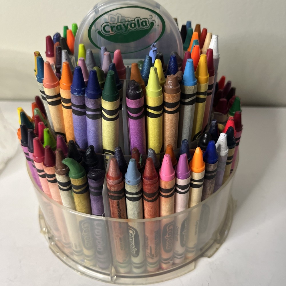 Vtg Crayola Cascading Tower Crayon Pack