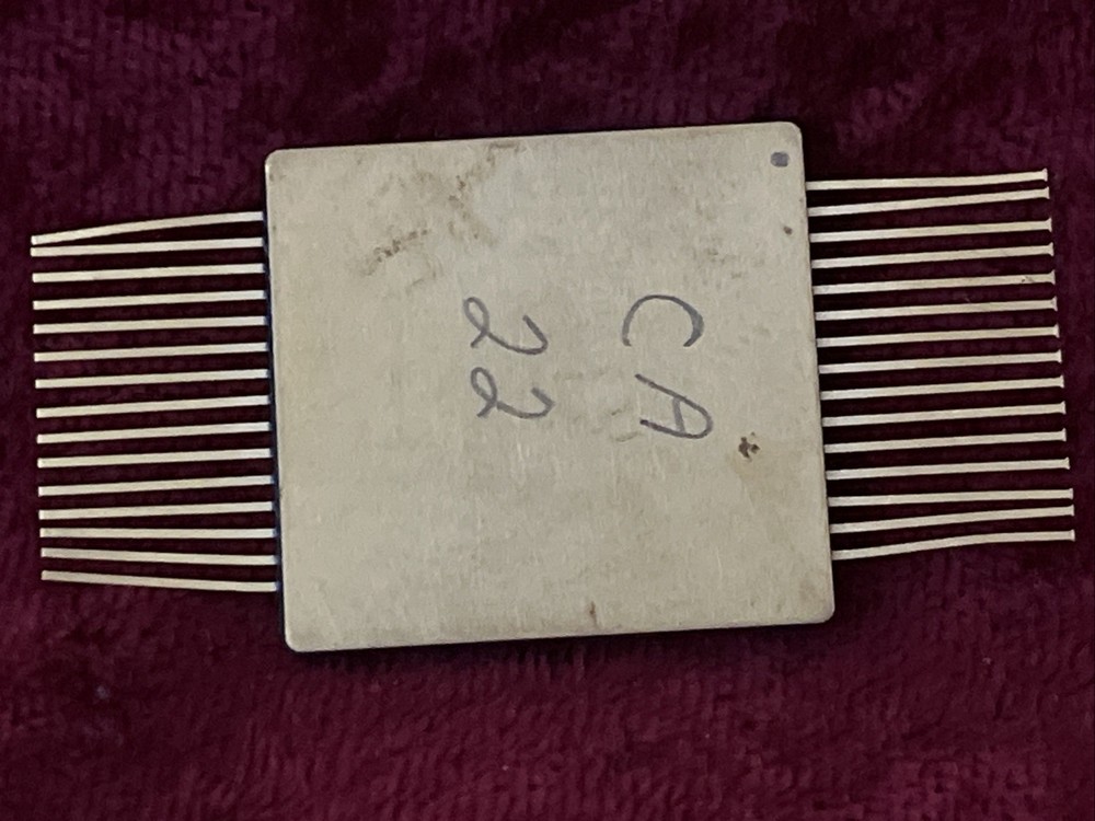 MIL-STD-1553 bus transceiver