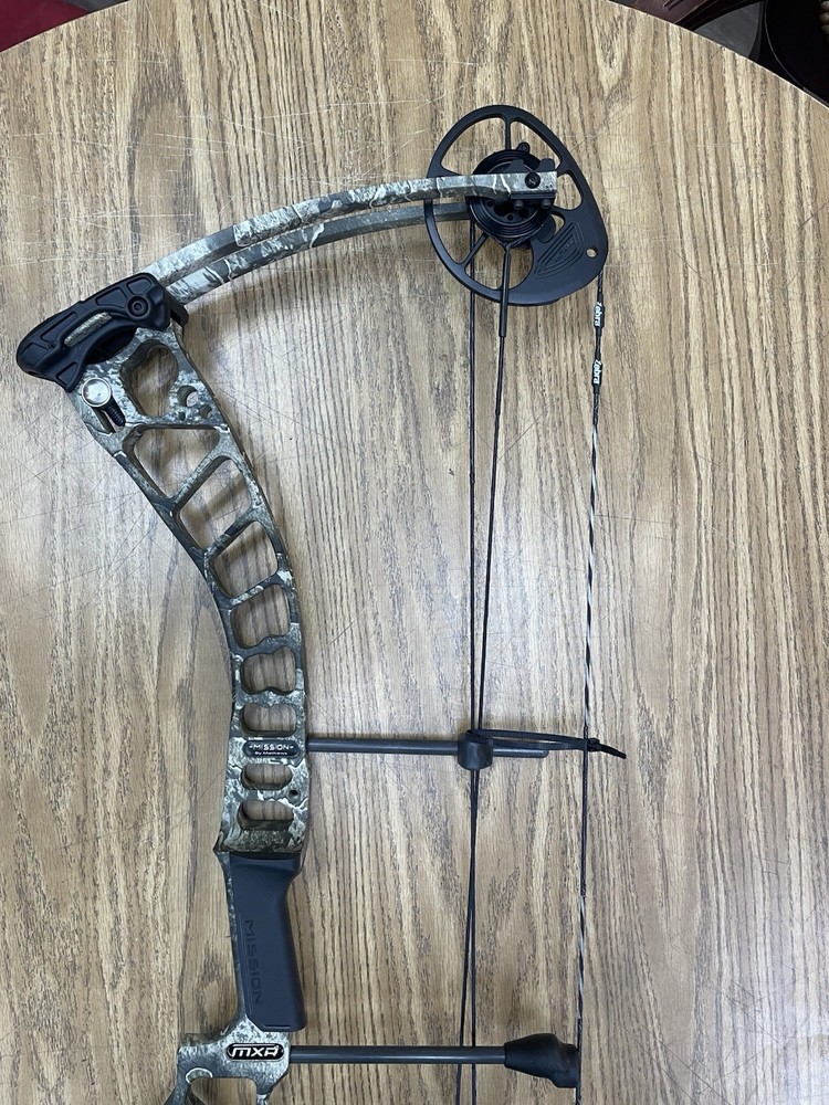Mission MXR Compound Bow RH