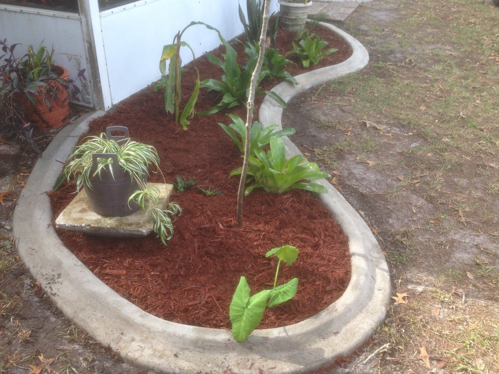 Custom curbing concrete edging landscaping DIY The original Curb It Yourself