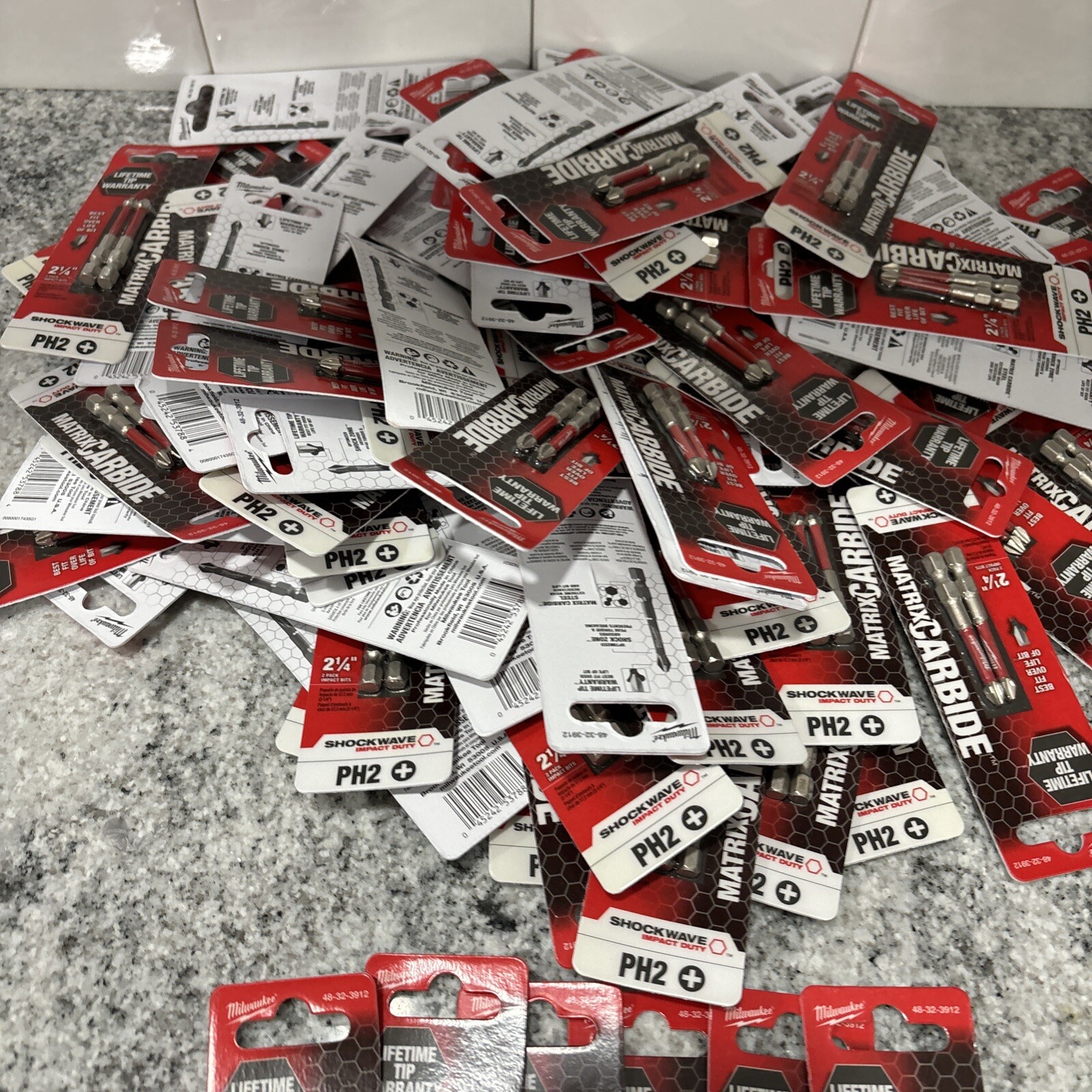 82 PACKS OF 2 - MILWAUKEE 2.25” MATRIX CARBIDE IMPACT PH2 SCREW BITS~48-32-3912