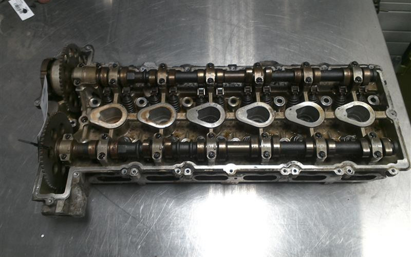 2006-2007 Chevy TrailBlazer Cylinder Head 4.2L Assembly OEM