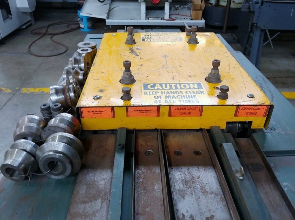 ENGEL LOCKFORMER ROLL FORMING MACHINE M-525 SHEET METAL PITTSBURGH MACHINE