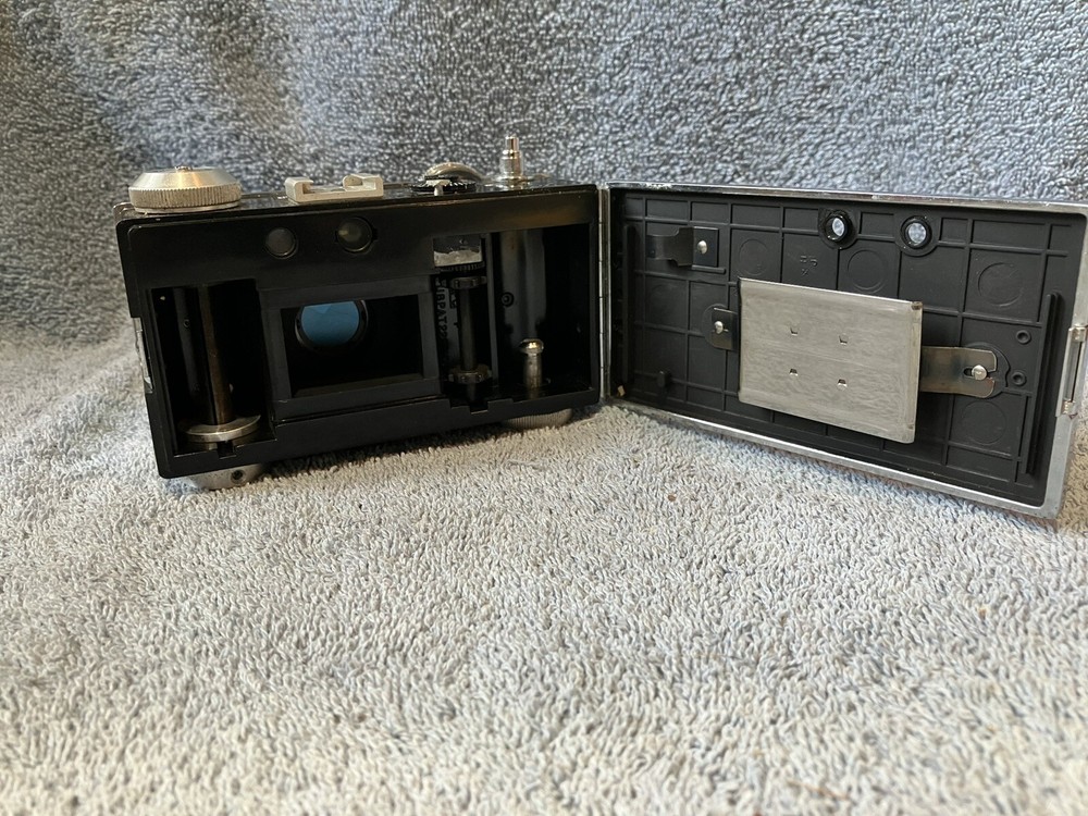 Argus C-3 Brick Rangefinder 35 MM Camera
