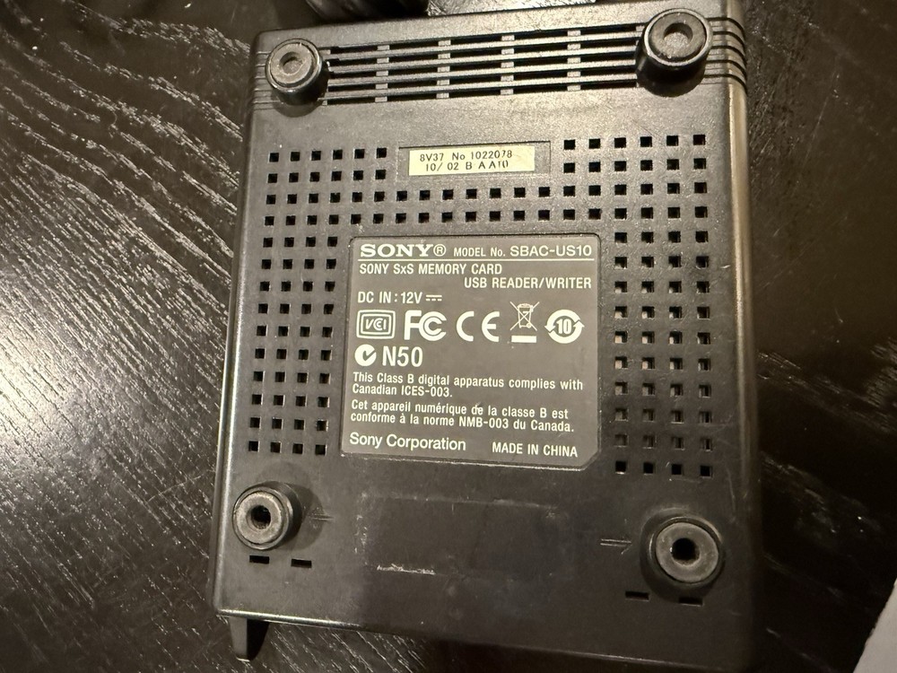 Sony SBAC-US10 Sony SxS USB Memory Card Reader