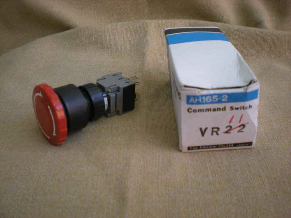 Switch- Push button Lock EPO Fugi VR 11