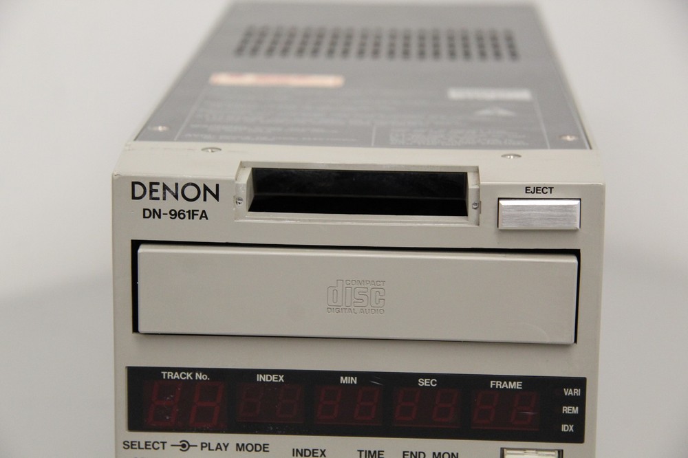 Denon DN-950FA Professional Audio CD Player