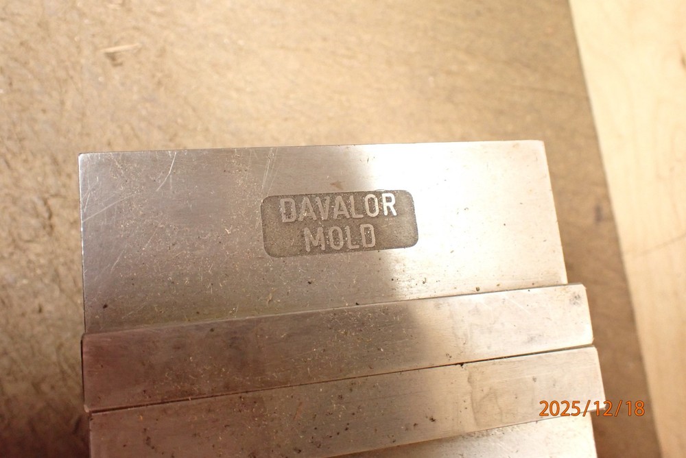 KURT D40 MILLING MILL MACHINE VISE