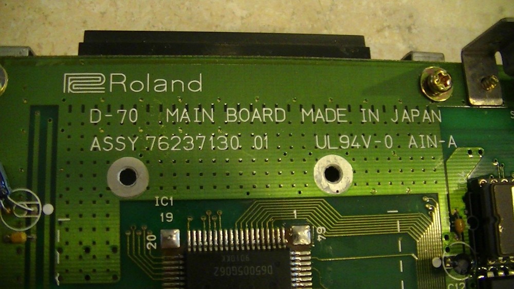 ROLAND D-70 Main Board