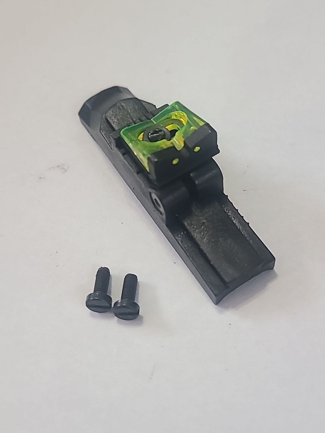 TRADITIONS E-BOLT .50 CAL MUZZLELOADER  Rear Sight GREEN FIBER OPTIC W Screws