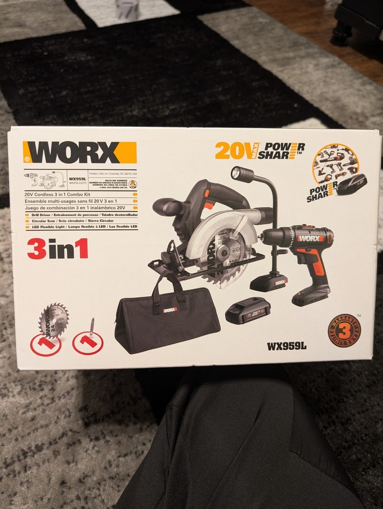 Worx 20V Combo Kit with Drill, Circular Saw and Flex Light, Model# WX959L