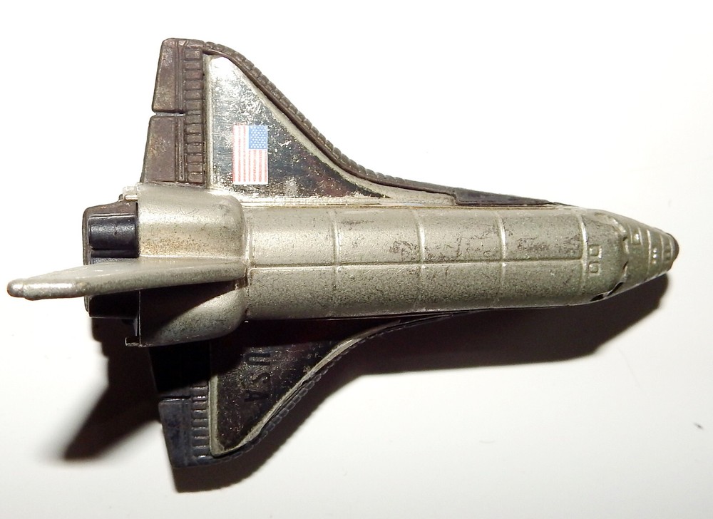 *** Vintage NASA Space Shuttle CHALLENGER Pencil Sharpener ***