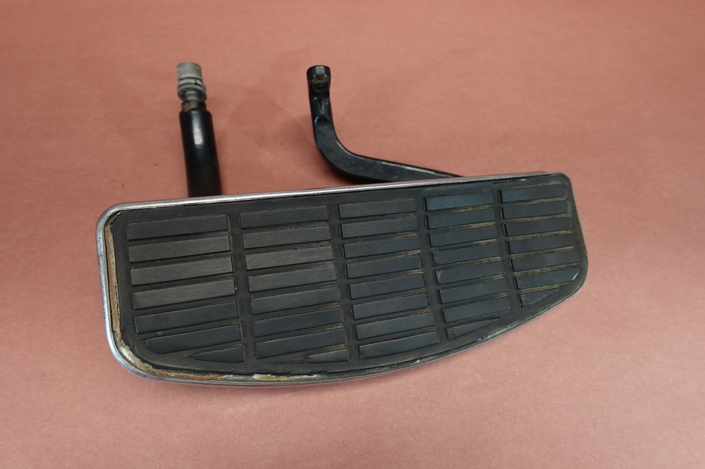 1987-1995 Harley Davidson Electra Glide FLHTC FRONT RIGHT FOOT BOARD