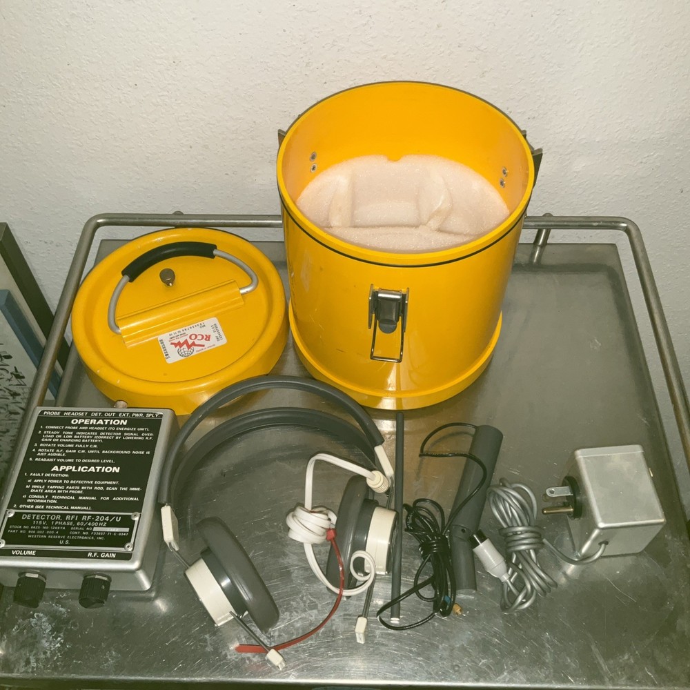 Vintage detector RFI RF-204U