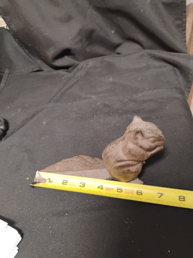 Comfy Hour Cast Iron Squirrel Door Stopper