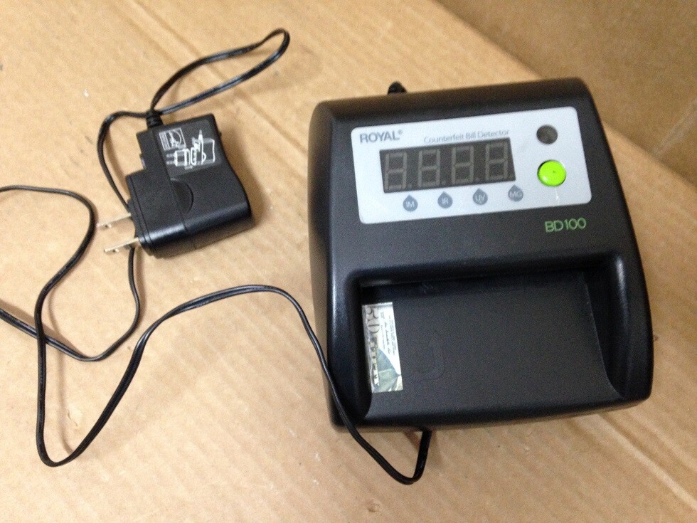 Royal Electronic Counterfeit Detector BD100