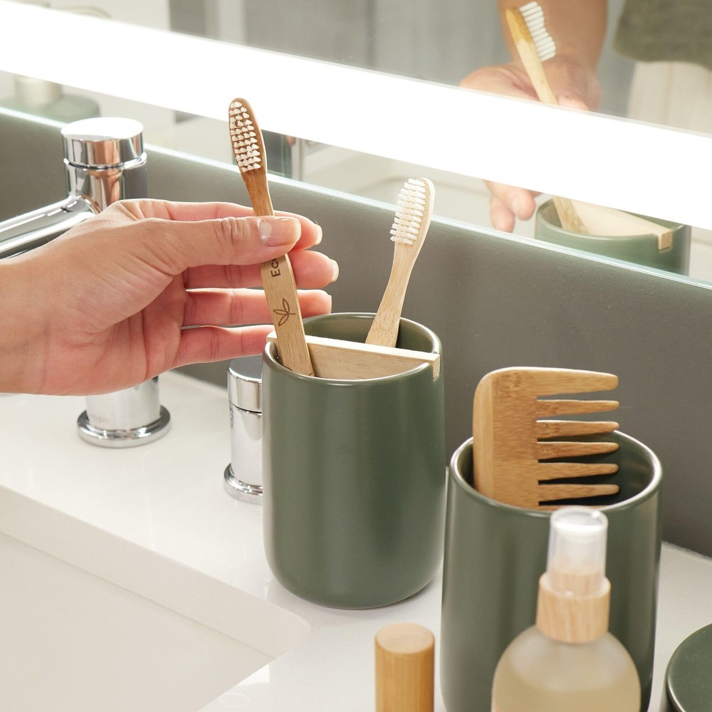 iDesign Ceramic Earth Collection Toothbrush Holder Holder, Moss