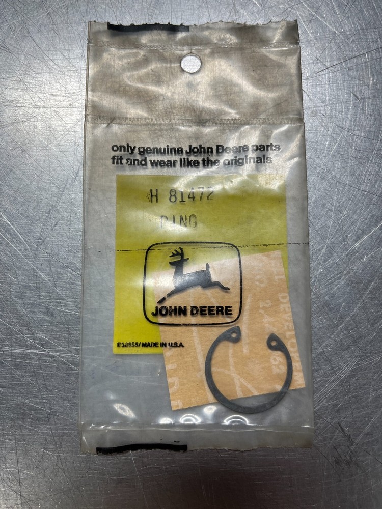 H81472 Genuine OEM John Deere SNAP RING