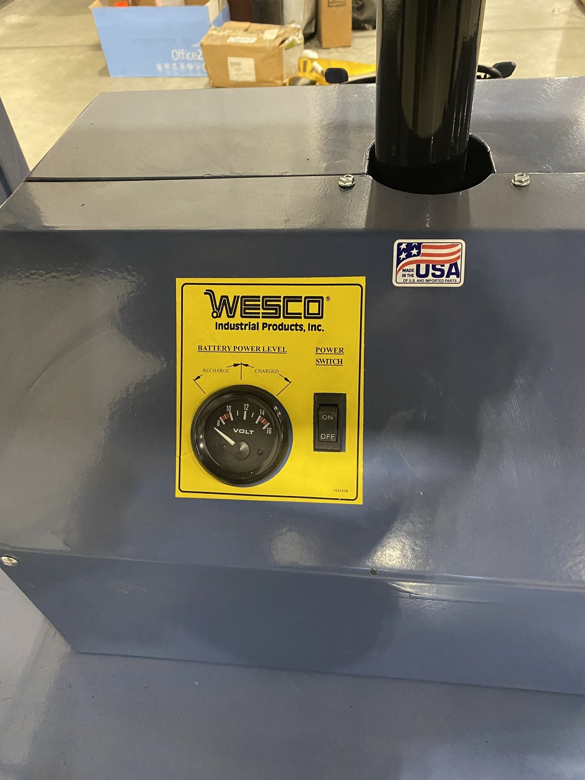 Wesco 32” x 48” Powered Lift Table 4000 Lb. Capacity 261105