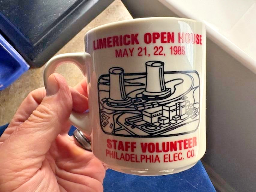 Vtg 1988 Limerick Nuclear Generating Station "Open House" Staff Vol. MUG - 3.5"