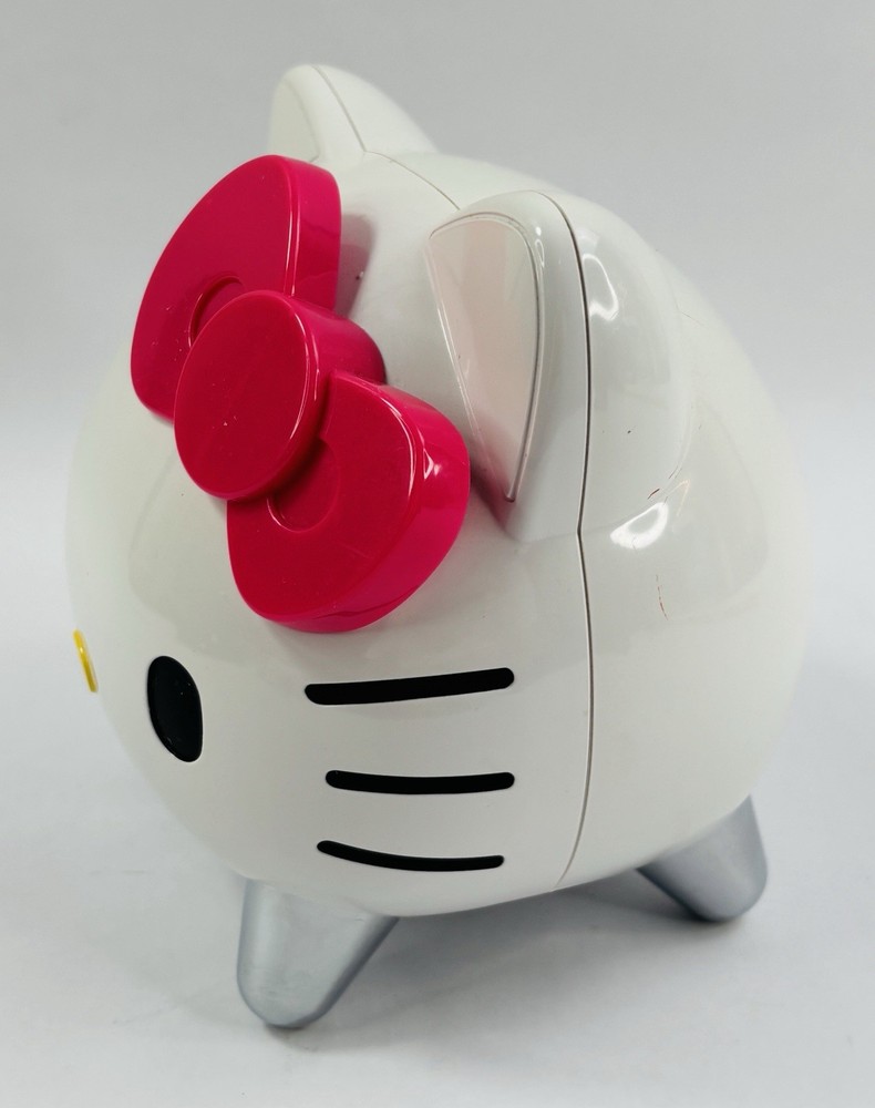 Hello Kitty Bluetooth Wireless Speaker System KT4557A Sanrio 2013 w/ Adapter