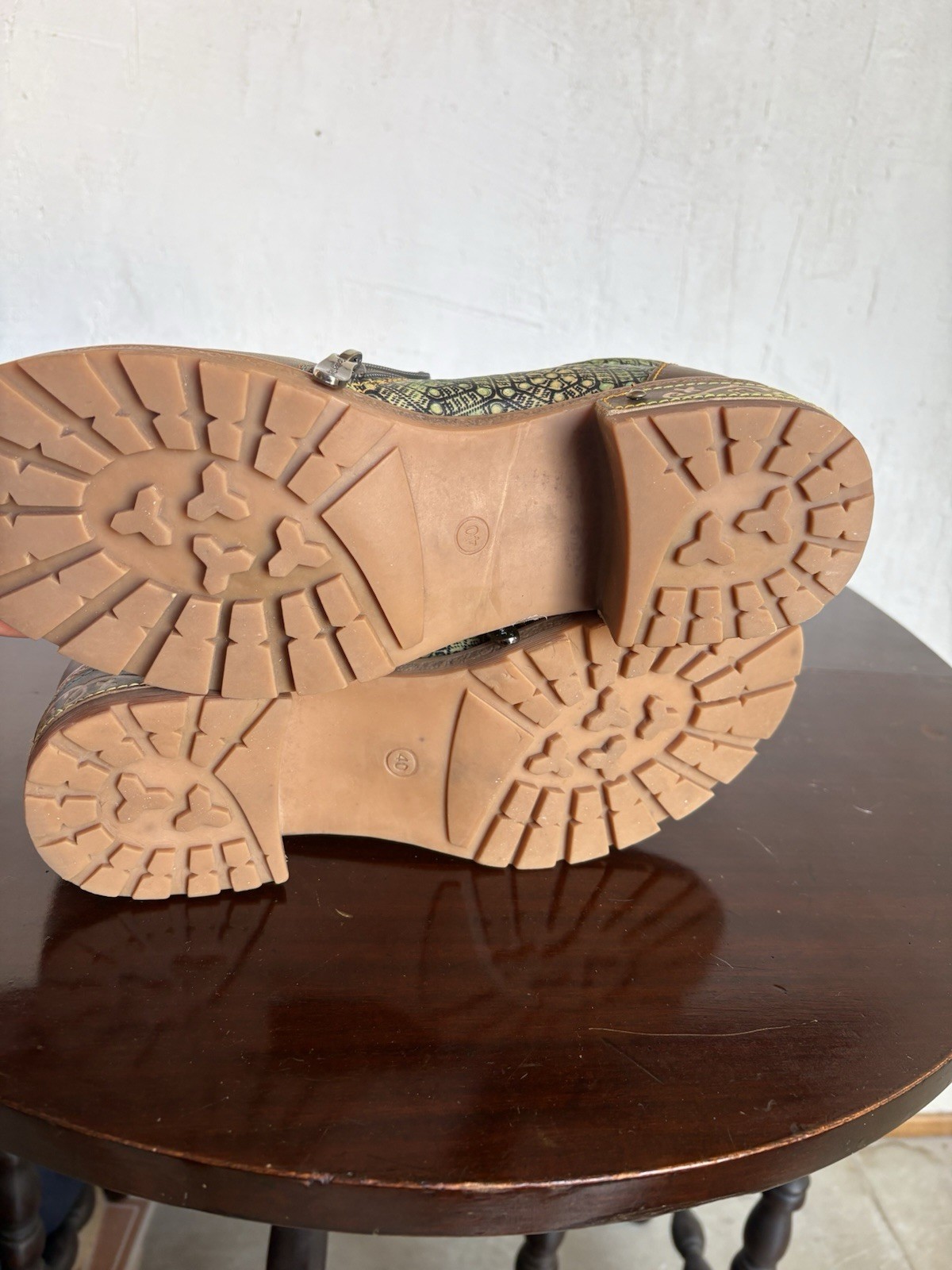 L'Artiste by Spring Step Magda Slip-On Shoes Women's Brown Size US9 EU 40 New