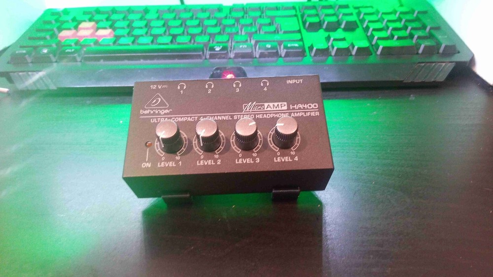 Convenient Angled Stand for Behringer HA400 Amplifier & MX400 Mixer