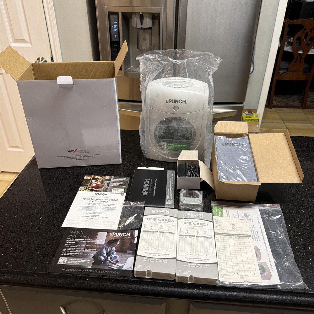 UPUNCH Auto-Align Calculating Time Clock Bundle UB2300 With Time Cards